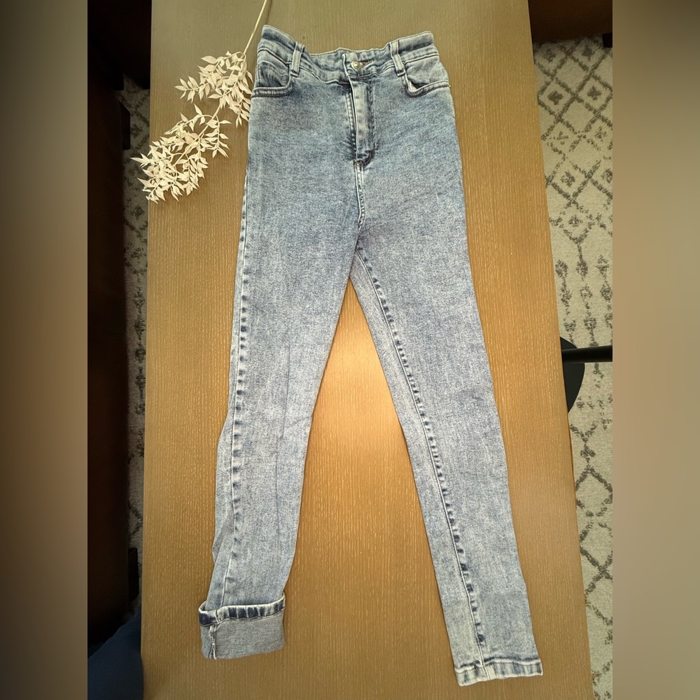 Classic High-Waisted Skinny Jeans